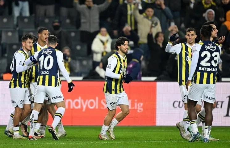 Ferdi Kadıoğlu için komik teklif! Fenerbahçe hemen reddetti