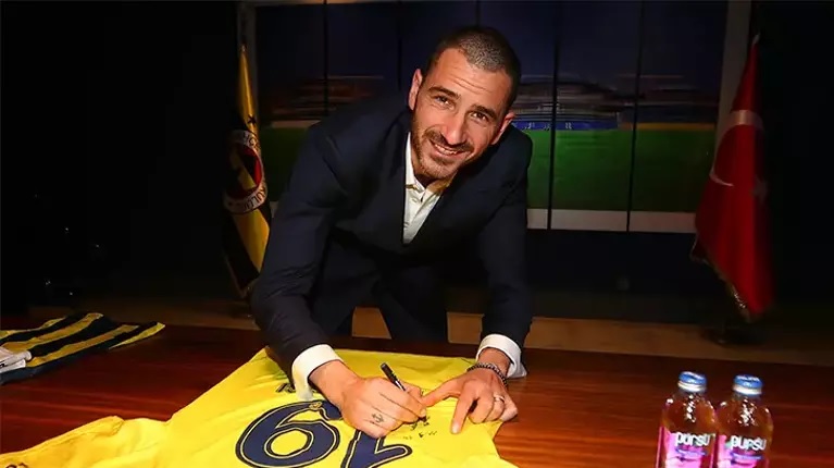 Bonucci, Fenerbahçe’ye imzayı attı! İşte sözleşme süresi