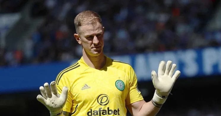 İngiliz kaleci Joe Hart, sezon sonunda futbolu bırakacak