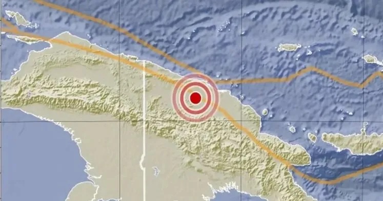 Papua Yeni Gine’de deprem felaketi: Bin ev yerle bir oldu