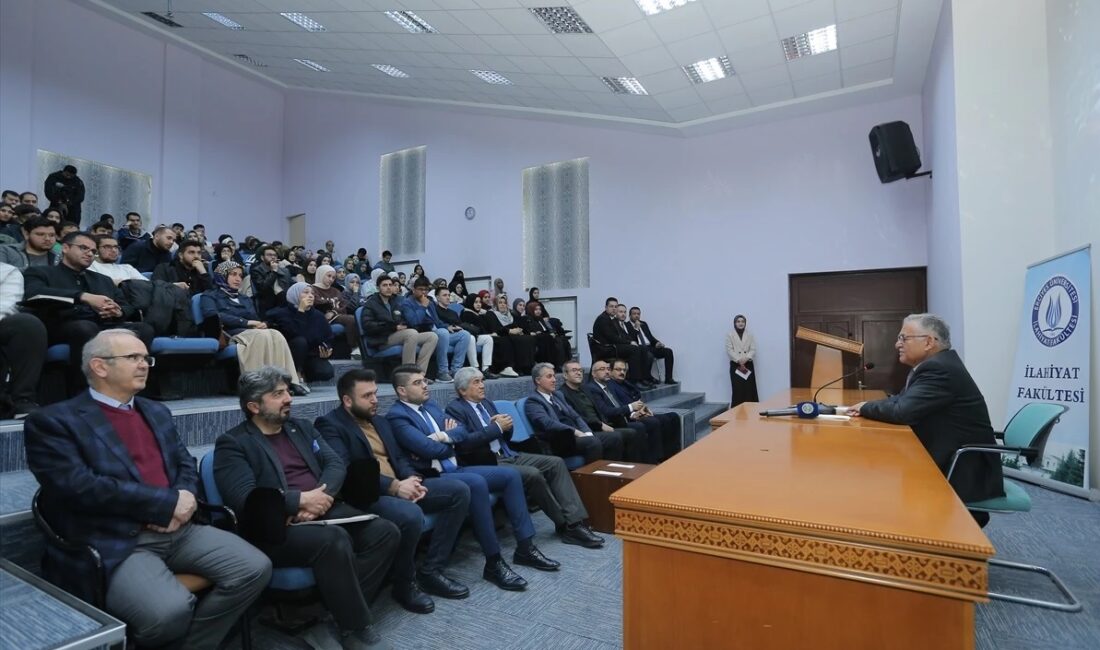 Kayseri Büyükşehir Belediye Başkanı