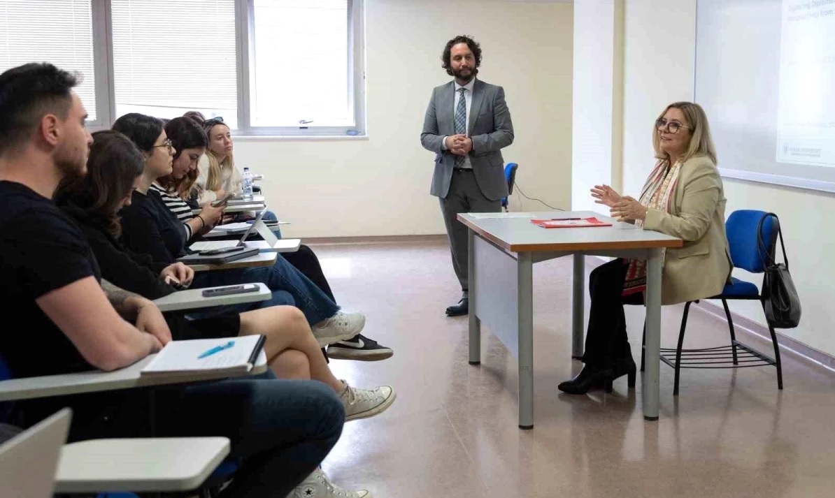 Dışişleri Bakanlığı İzmir Temsilcisi Büyükelçi Naciye Gökçen Kaya: Konsoloslukların kapasitesi artmalı!