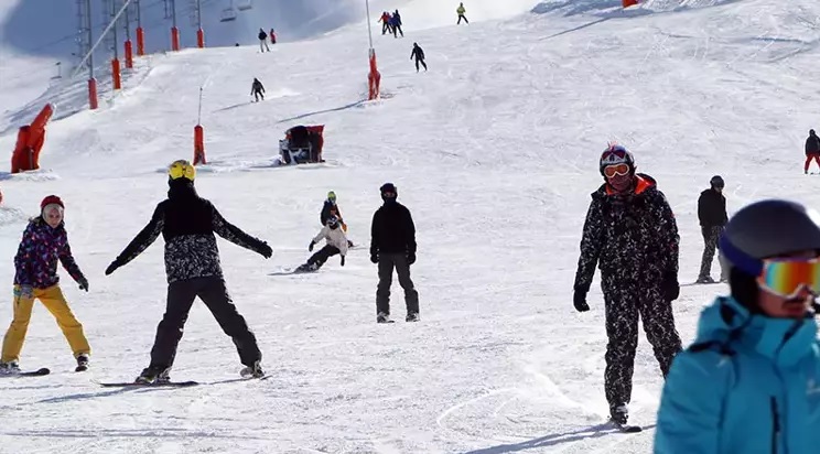 Erzurum Palandöken Kayak Merkezi Sezonu Erken Açtı!