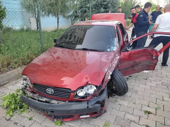 Şanlıurfa’da zincirleme kaza: Doktor hayatını kaybetti, 6 kişi yaralandı!