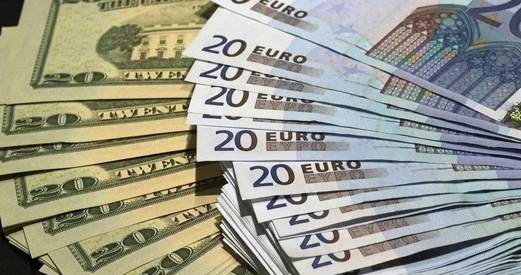 Dolar ve euro cinsinden ticaret durdu!