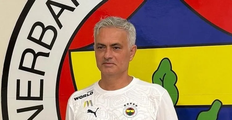 Jose Mourinho mesaiye başladı