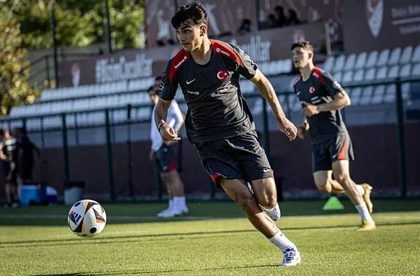 Eintracht Frankfurt Can Uzun kadrosuna kattı!