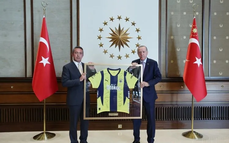 Başkan Erdoğan, Fenerbahçe Başkanı Ali Koç ve yönetim kurulu üyelerini kabul etti