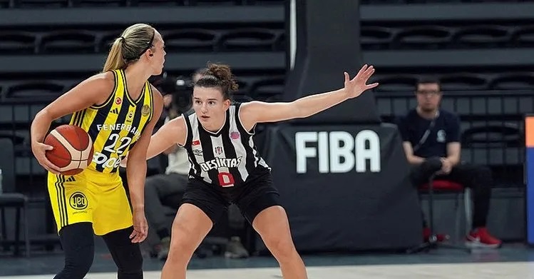 FIBA Kadınlar Süper Kupa’da kazanan Fenerbahçe Opet