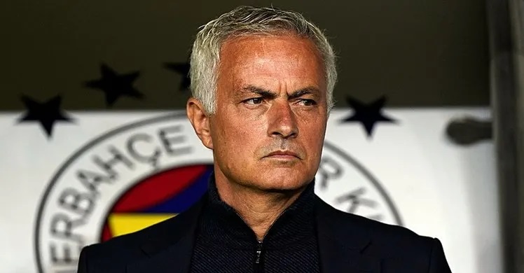 Jose Mourinho, antrenmanda İsmail Yüksek ile çarpıştı!