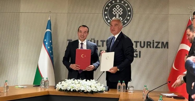 Türkiye ve Özbekistan arasında imza töreni gerçekleştirildi