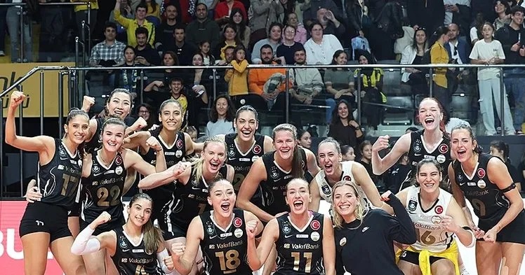 Vakıfbank, Fenerbahçe’yi devirdi