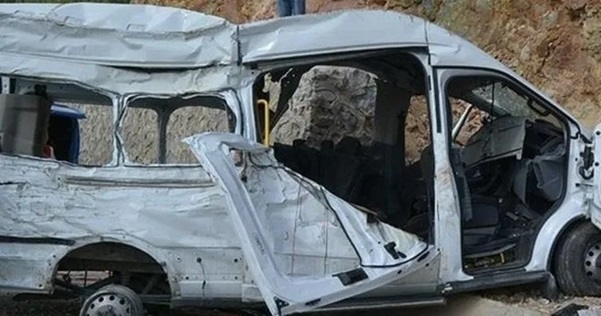 Afrika ülkesi Fildişi Sahili’nde korkunç bir kaza gerçekleşti. Bir yük