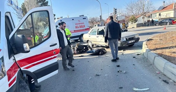 Kırşehir’in Çukurçayır Mahallesi’nde meydana gelen trafik kazasında bir kişi hayatını