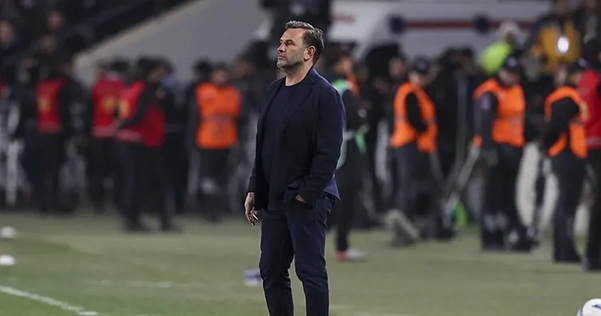 Galatasaray Teknik Direktörü Okan Buruk: "Takıma hem oyuncu olarak katkı