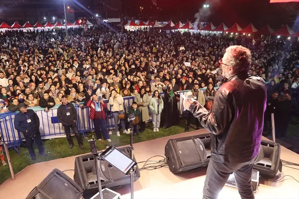 Resul Dindar, Hamsi ve Mıhlama Festivali'nde Tekirdağlılara unutulmaz bir konser