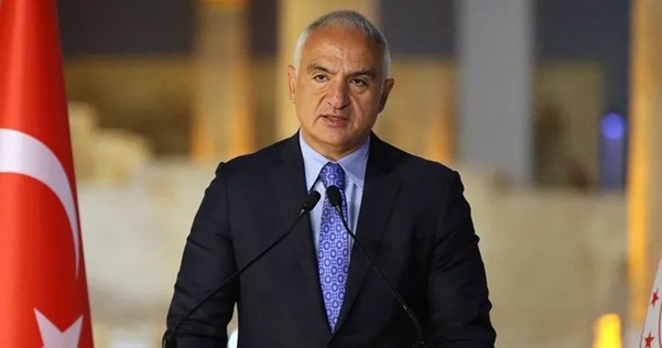 Kültür ve Turizm Bakanı Mehmet Nuri Ersoy, "Bir ülkenin güçlü
