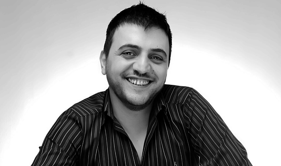Mide Kanseriyle Mücadele Eden Oyuncu 51 Yaşında Vefat Etti