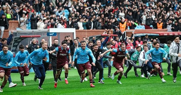 Trabzonspor U19 takımı, UEFA Gençlik Ligi Son 16 Turu'nda İtalyan