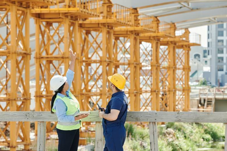 Gagauz Kökenli İş İnsanı, Savaş Yorgunu Ukrayna'nın Geleceğine Modern Konut